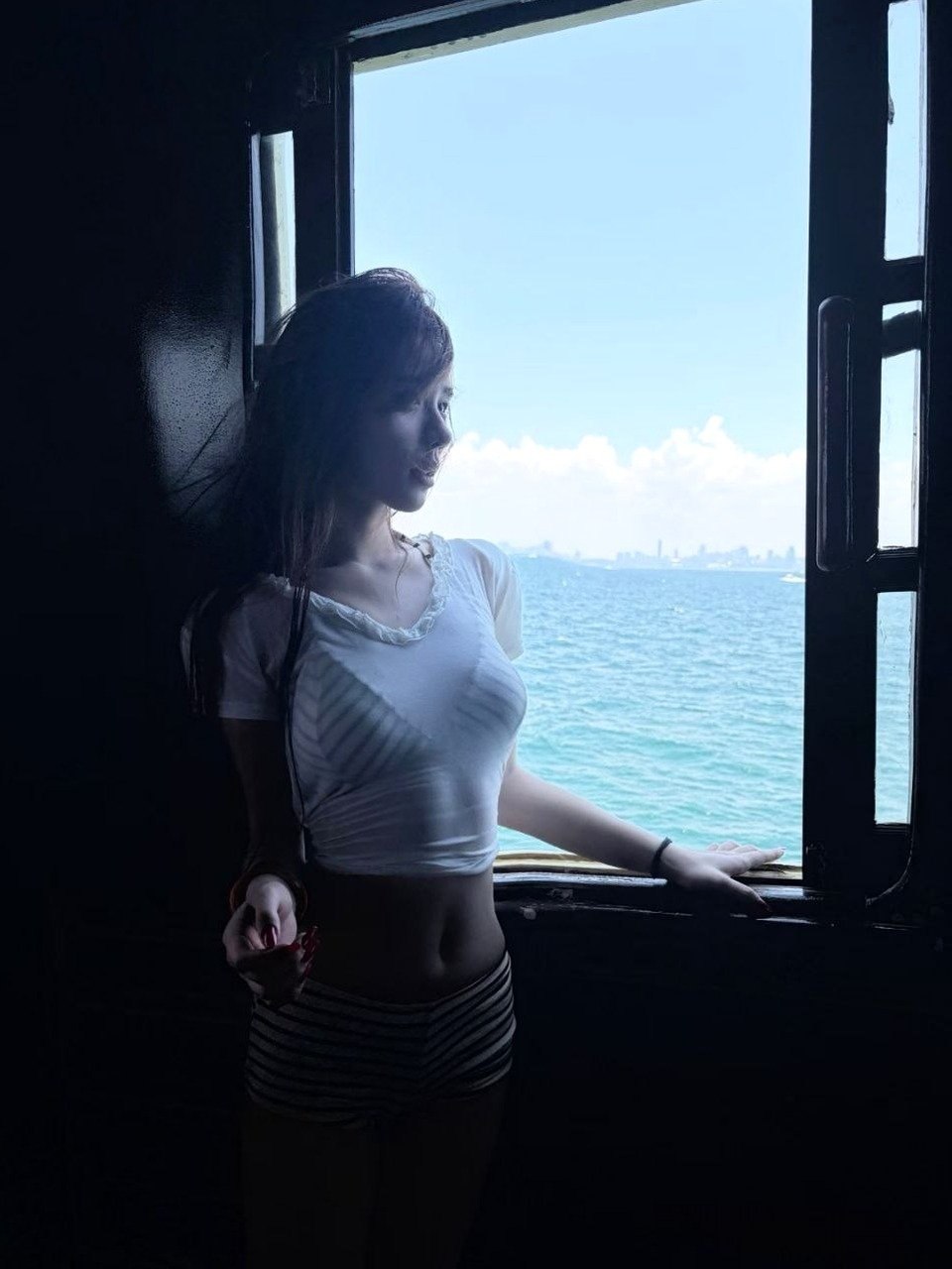 GD599 清纯女大 无套 内色 小蛮腰