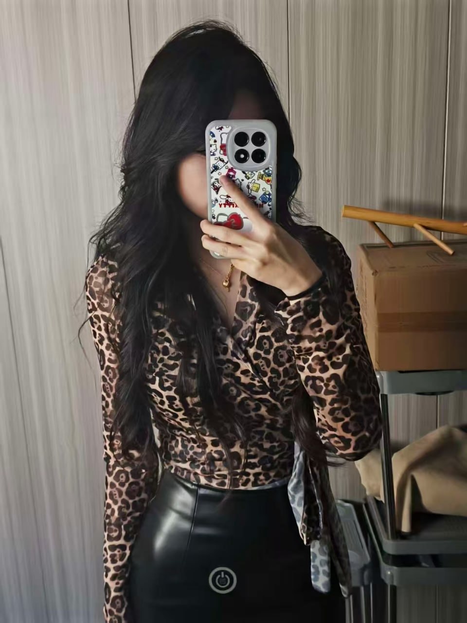 Y103