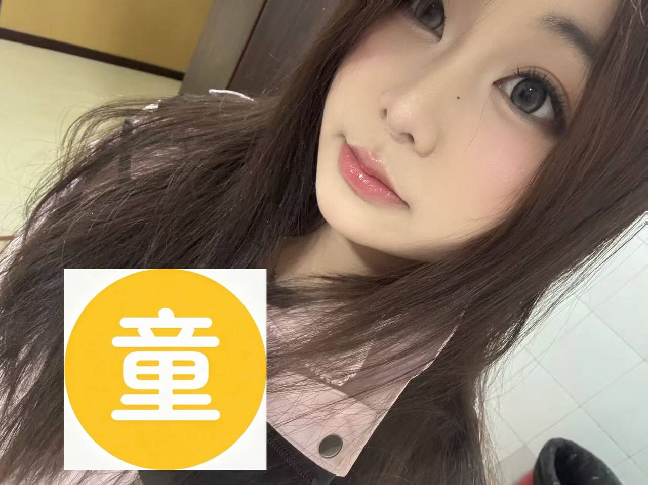 J